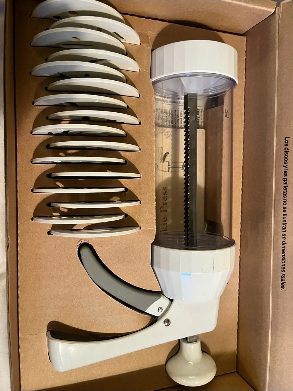 Brand New Pampered Chef Cookie Press Maker Holiday Baking